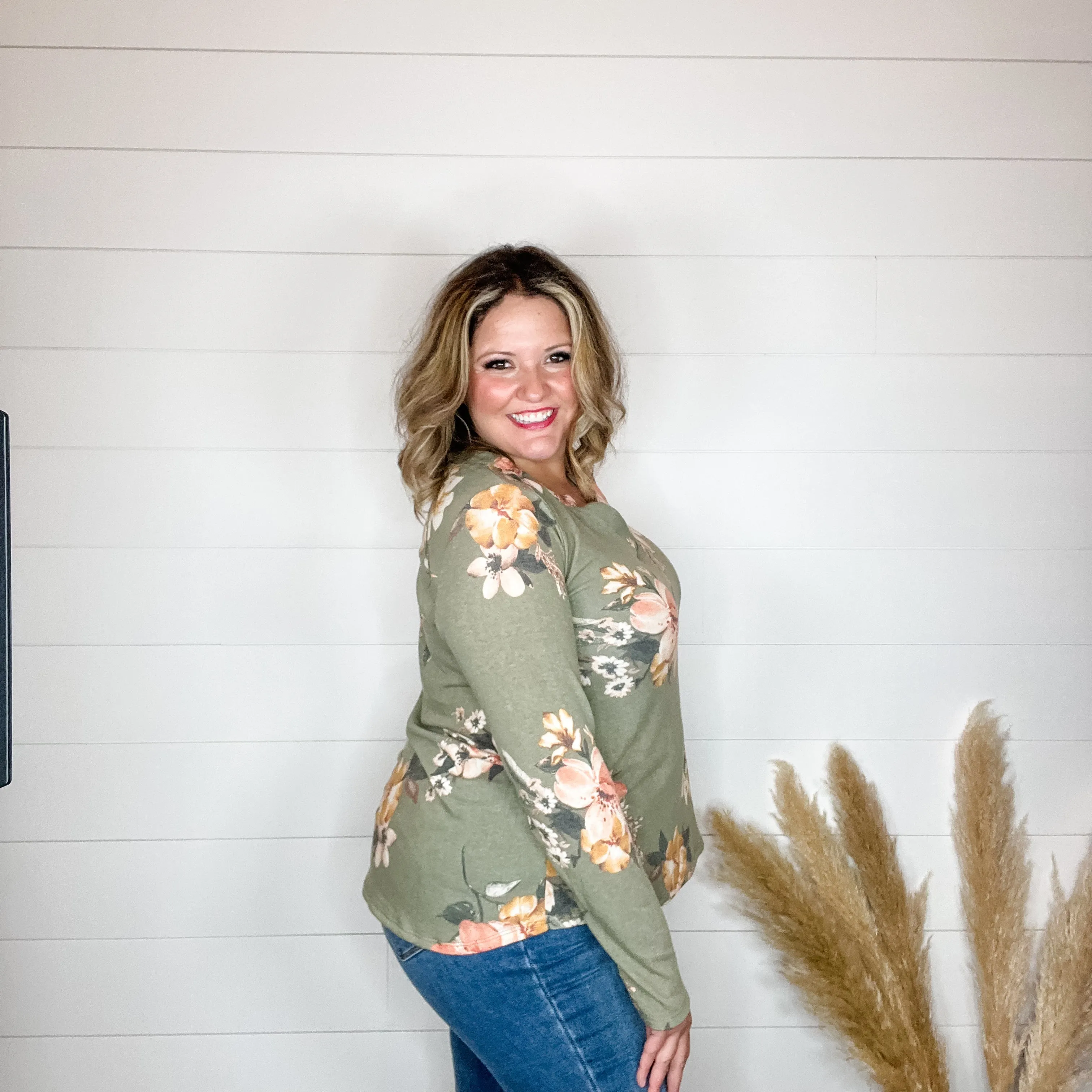 "Clover" Floral Long Sleeve Split Neck