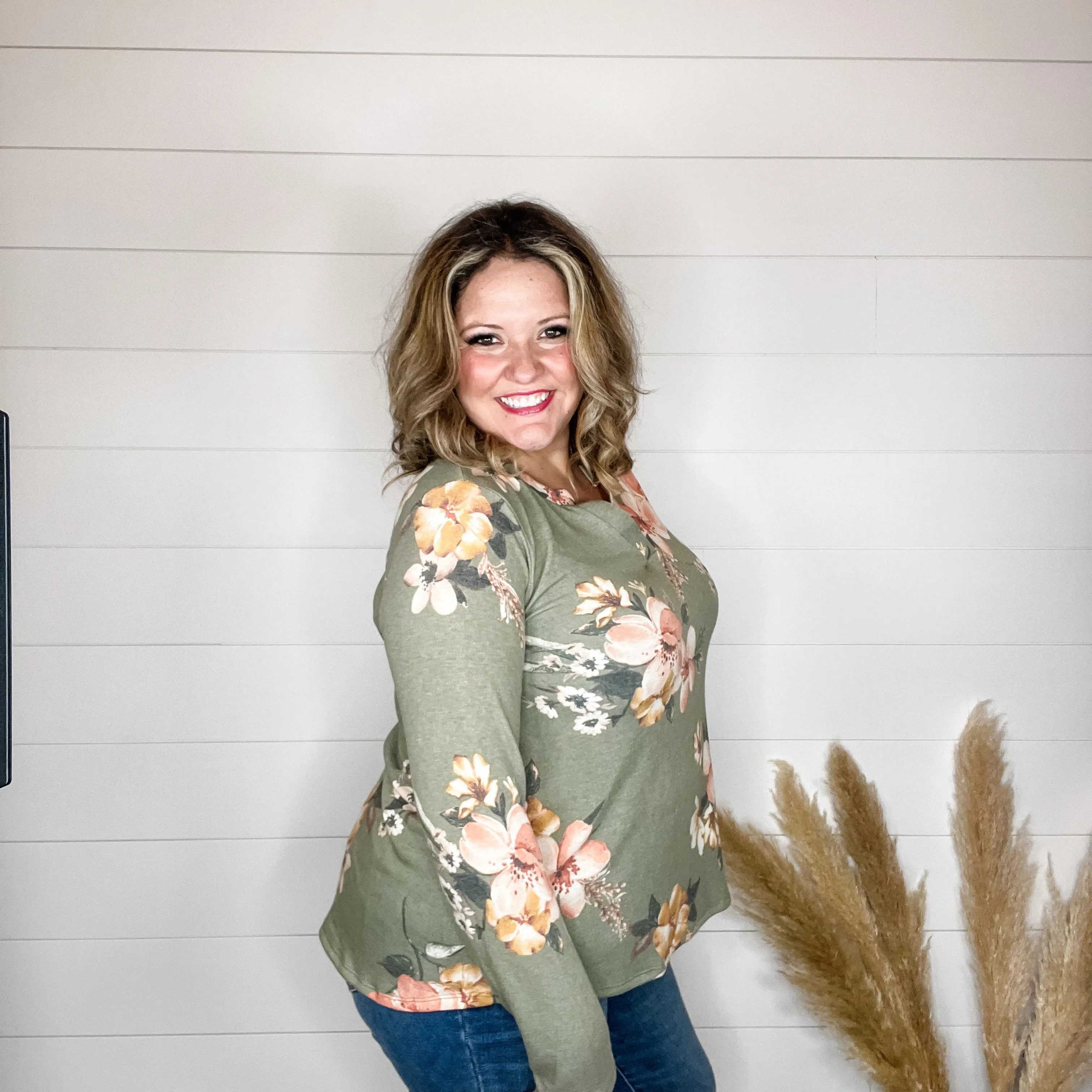 "Clover" Floral Long Sleeve Split Neck